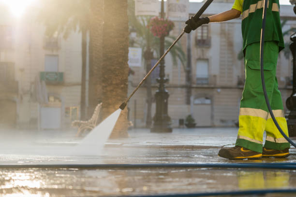 Best Deck Pressure Washing  in Hurley, MS